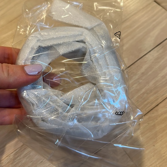 - Cute spring  - GUCCI GREY BAG GUCCIMANIA NEW DUST BAG - Picture 2 of 9